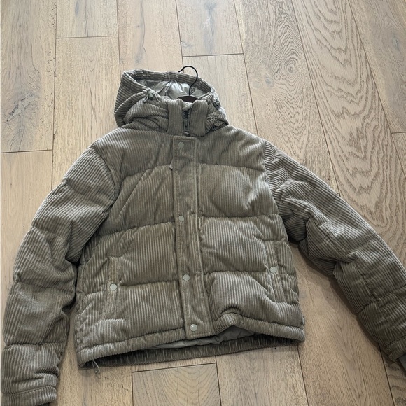 ARITZIA SUPERPUFF CORDUROY CUSHCORD SHORTY JACKET - Picture 2 of 16